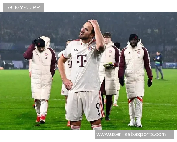 费耶诺德后卫回应拜仁传闻称队友常开玩笑我专注于个人成长